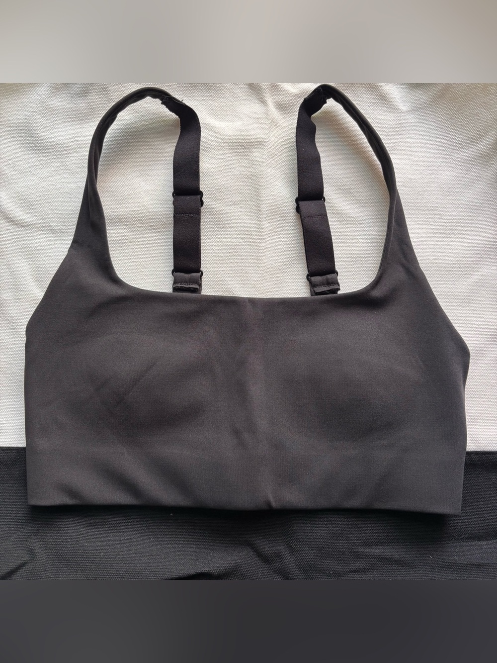 Varley Black Seamless Adjustable-Strap Sports Bra